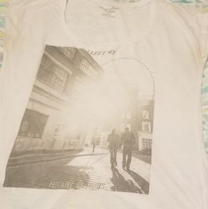 American Eagle women's medium shirt